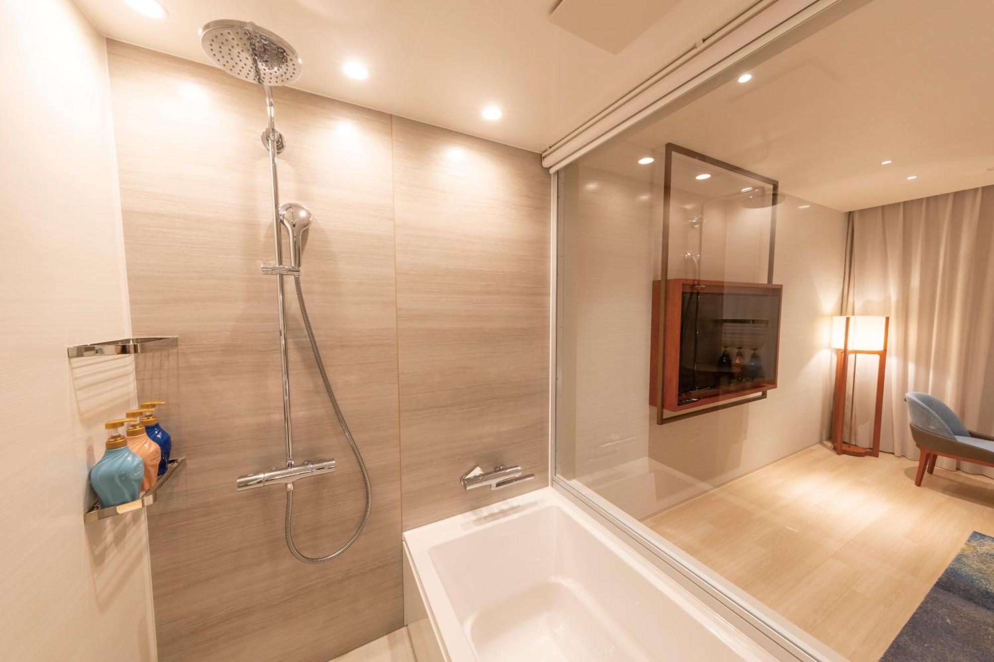 Hotel Springs Makuhari Premier Chiba Buitenkant foto