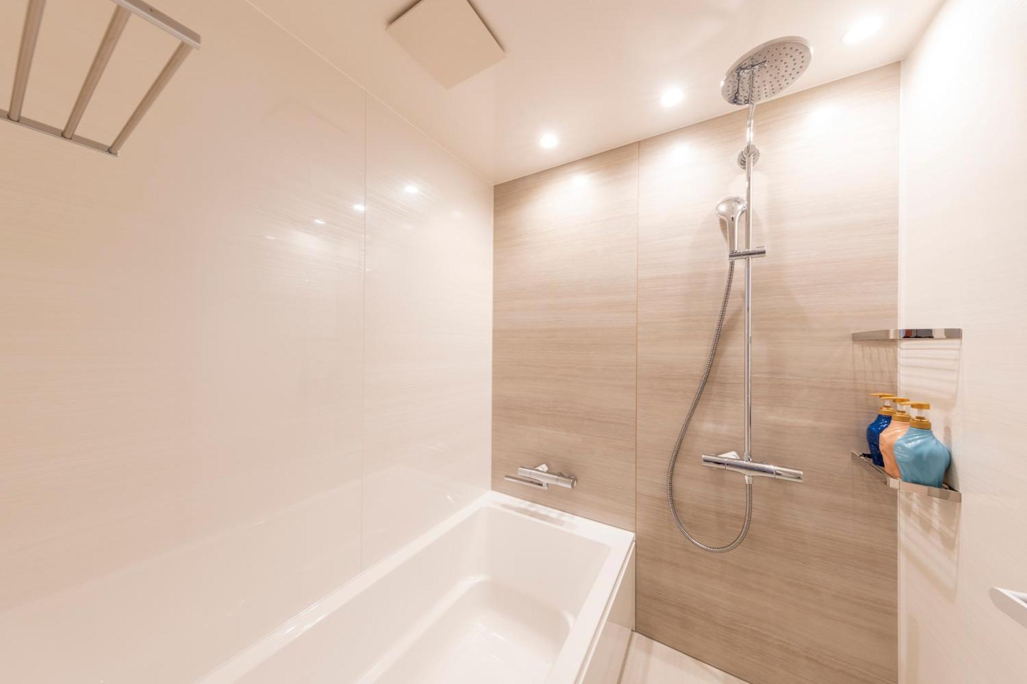 Hotel Springs Makuhari Premier Chiba Buitenkant foto
