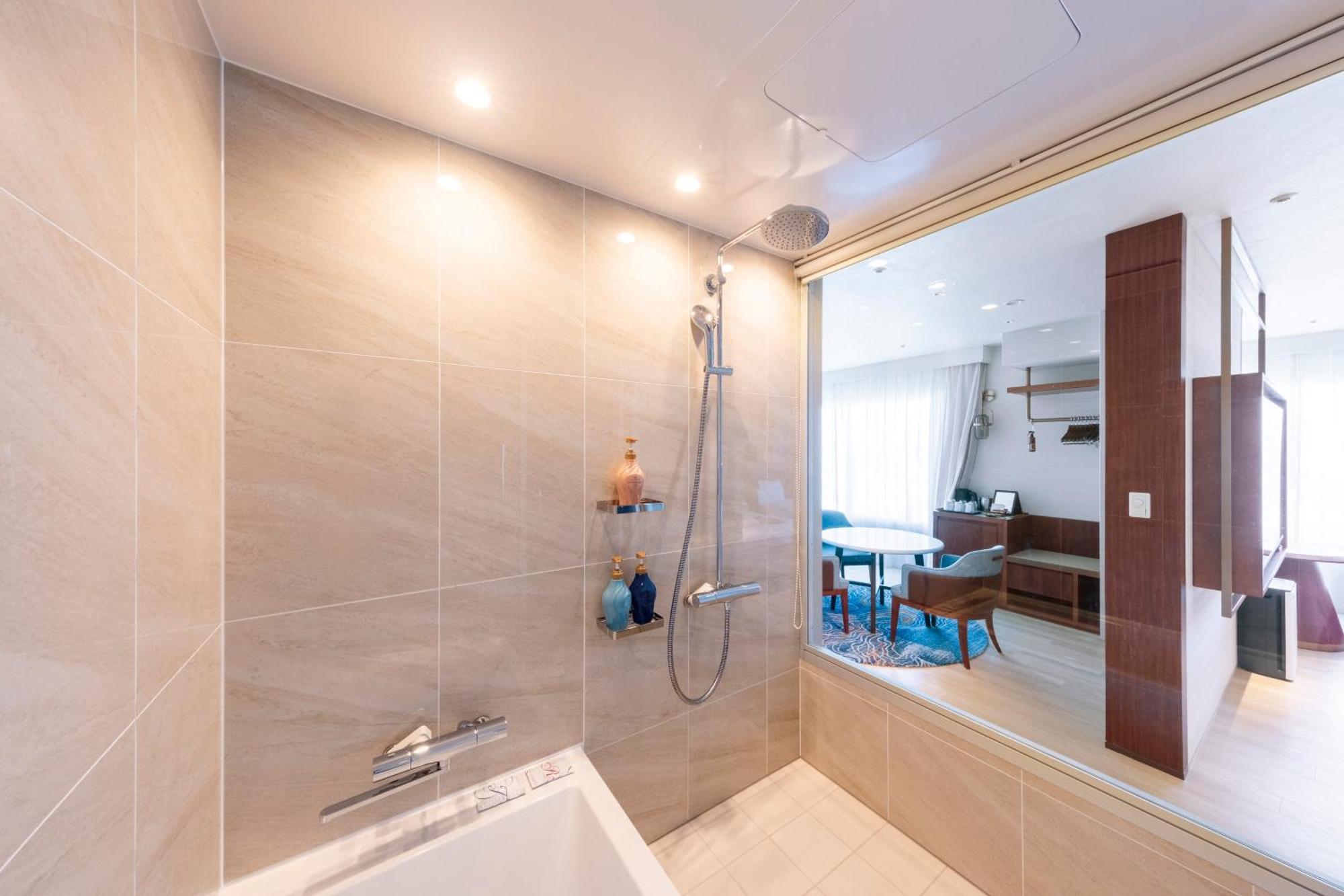Hotel Springs Makuhari Premier Chiba Buitenkant foto